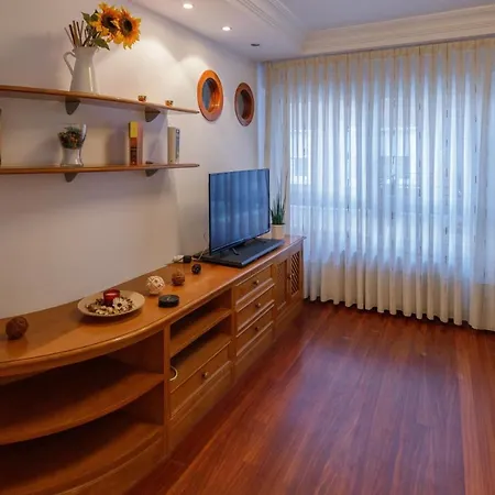 Pueblo Muy Cerca De La Playa Ideal Surfistas Y Familias.