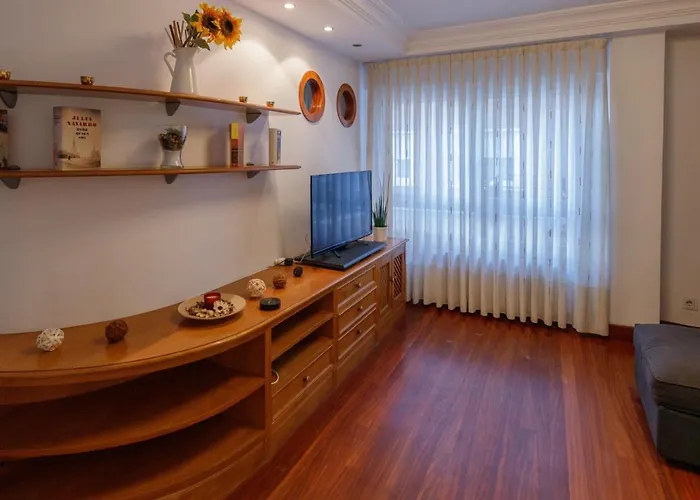 Pueblo Muy Cerca De La Playa Ideal Surfistas Y Familias.