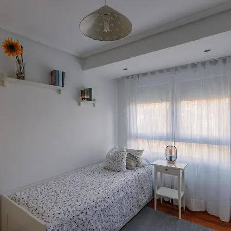 Pueblo Muy Cerca De La Playa Ideal Surfistas Y Familias. Apartmán Sopelana